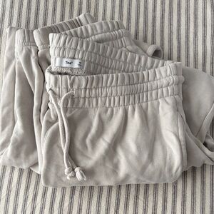 TNA Aritzia Beige Sweatpants